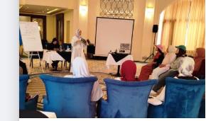 أسوان تواصل تنفيذ مبادرة «دوي» لتمكين الفتيات وتدريب 15 ميسرة على أنشطتها