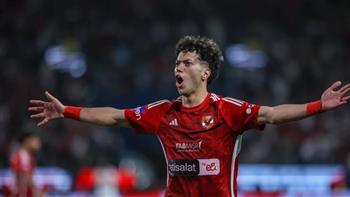 إمام عاشور على رادار فياريال الإسباني