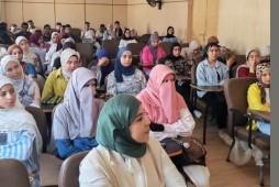 وكيل مديرية العمل بالأقصر يتفقد مصنع البوتاجاز بالطود وتنفيذ ندوة توعوية حول السلامة المهنية بالزينية