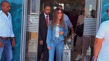 نانسي عجرم تصل إلى الساحل الشمالي استعدادًا لإحياء حفلها غدًا.. وتواصل الاحتفال بألبومها الجديد