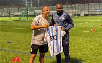 المدير الفني لفريق ريزا سبور يرحب ببعثة بيراميدز قبل مرانه الأول