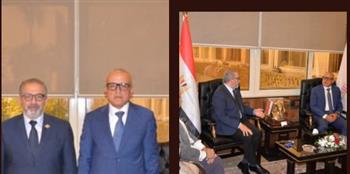 محافظ الأقصر يستقبل المدير التنفيذي للهيئة العامة للتأمين الصحي الشامل لبحث دعم المنظومة وتحسين جودة الخدمات