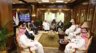 ميناء الإسكندرية يستقبل وفدًا سعوديًا لتعزيز التعاون في مجالات النقل البحري واللوجستيات