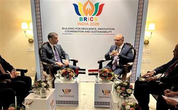 وزير الاستثمار يبحث مع وزير التجارة الخارجية الإماراتي فرصًا جديدة للشراكة الاستثمارية والتجارية