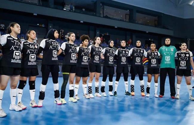 وزير الشباب والرياضة يشيد بالأداء البطولي لمنتخب ناشئات اليد ببطولة العالم