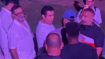 محمود الليثي يصل حفل شيرين عبد الوهاب في العلمين لدعمها بعد غياب
