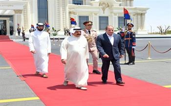 الرئيس السيسي يودع ملك البحرين بمطار العلمين الدولي