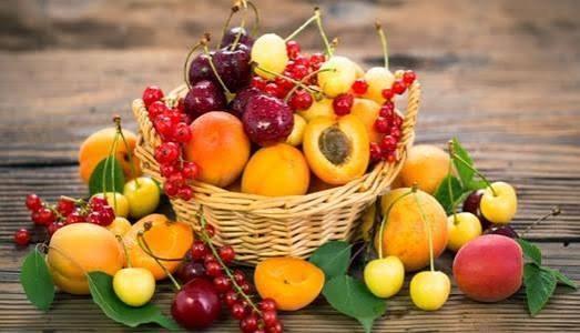 الصحة توضح فوائد تناول الفاكهة والخضروات