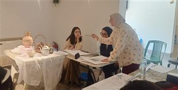 «خطوط تحكي» .. ورشة فنية بمركز محمود سعيد تدمج الطبيعة الصامتة بفن الزنتانجل