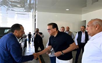 رئيس الوزراء يتابع مستجدات مشروع تنمية وتطوير منطقة علم الروم بمطروح  