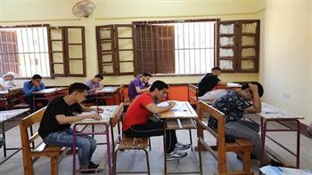 قبل امتحانات الدور الثاني للثانوية العامة.. نصائح تساعد ابنك على تجاوز القلق واستعادة التركيز|خاص