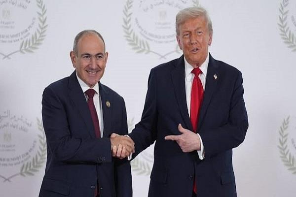 رئيس وزراء أرمينيا يبحث هاتفيًا مع الرئيس الأمريكي علاقات التعاون الثنائي