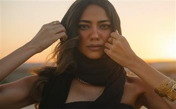 هند عبد الحليم: أغنية «مَن أنا؟» تجربة بصرية تتجاوز الشكل التقليدي للفيديو كليب