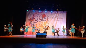 استعراضات تراثية من مدن القناة والبحر الأحمر في "شاطئ الفن" بالإسكندرية