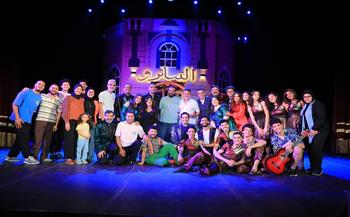 المهرجان القومي للمسرح المصري 19| رئيس البيت الفني للمسرح يشهد العرض المسرحي «التياترو» 