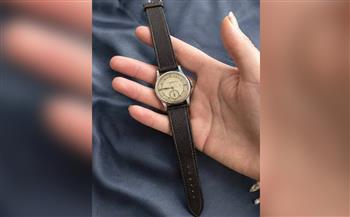 ساعة نادرة منسية من 90 عامًا تُباع يسعر خيالي