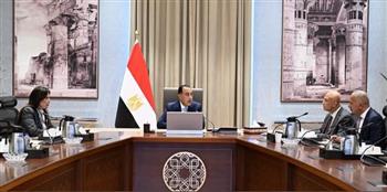 رئيس الوزراء يتابع مستجدات الموقف الحالي لمشروعات تحلية مياه البحر وتوطين الصناعة المرتبطة بها