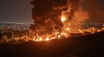 وكالة أنباء فارس: دوي انفجارات في مدينتي بندر عباس وسيريك بمحافظة هرمزغان
