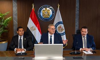 وزيرا الرياضة والبترول يجتمعان مع رؤساء أندية بتروجيت وإنبي وأبو قير و أسيوط