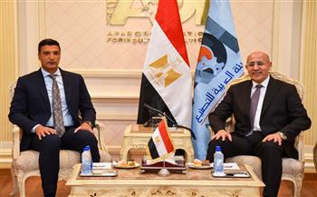 رئيس "العربية للتصنيع" ووزير الصناعة يبحثان تعميق التصنيع المحلي وتوطين التكنولوجيا 