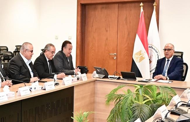 ​ وزير الري ونقيب المهندسين يبحثان تعزيز التعاون المشترك ودعم المهندسين وتطوير الخدمات المقدمة لهم