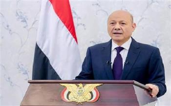العليمي: محاولة تغيير الوضع العسكري قرب باب المندب ستمتد للتجارة العالمية