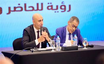 وزيرا التعليم والدولة للإعلام يعقدان جلسة نقاشية مع رؤساء تحرير الصحف والمواقع والإعلاميين وكبار  الكتاب