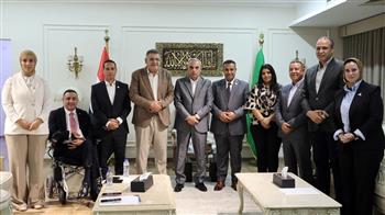  محافظ الإسماعيلية يبحث مع أعضاء مجلسي النواب والشيوخ آليات حل مشكلات المواطنين والاستعدادات للعام الدراسي