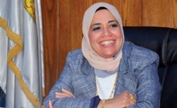 د. يمنى صفوت.. عميدة «ألسن عين شمس»:  نؤهل طلابنا لسوق العمل محليًا وعالميًا