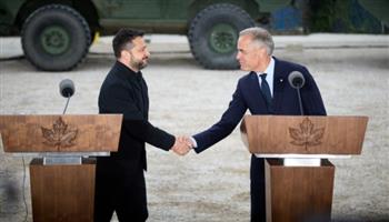 زيلينسكي وكارني يشهدان عرضا لمُسيرات مقرر نشرها في أوكرانيا بموجب اتفاق مع كندا