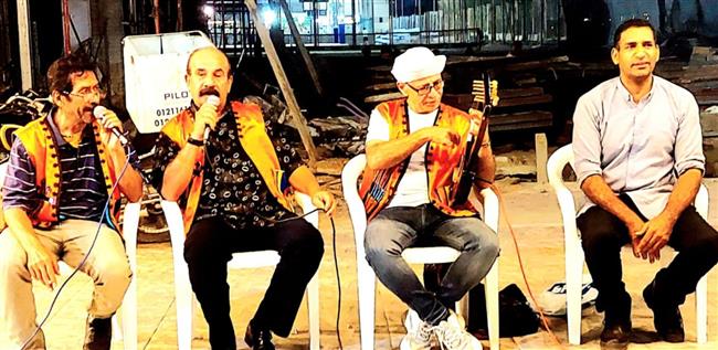 "شارع الفن" يواصل فعالياته بالإسماعيلية بعروض السمسمية وورش الرسم للأطفال