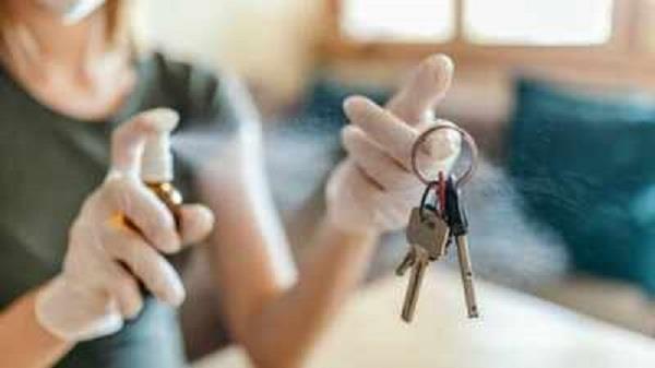 5 خطوات بسيطة لتنظيف المفاتيح بالخل والتخلص من الأوساخ