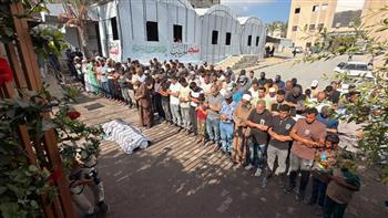 استشهاد امرأة فلسطينية حامل متأثرة بإصابتها برصاص الاحتلال الإسرائيلي جنوب خان يونس  