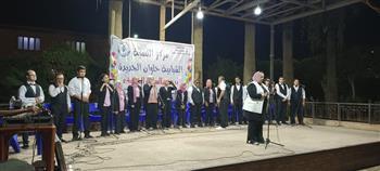 من الغناء إلى الفنون التشكيلية.. أنشطة متنوعة في مسرح الثقافة المتنقل بحلوان الجديدة
