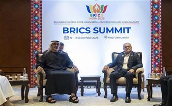 ولي عهد أبوظبي والرئيس الإيراني يبحثان أهمية دعم جهود التهدئة وخفض التصعيد في المنطقة