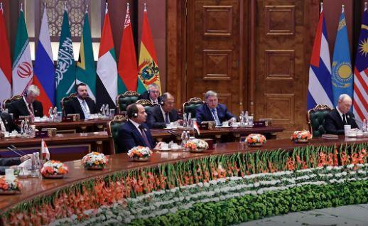 الرئيس السيسي أمام قمة بريكس: قناة السويس أحد أهم الممرات لحركة التجارة الدولية