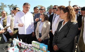 وزير الزراعة ومحافظ البحيرة يتفقدان الأنشطة والخدمات الزراعية بأبو المطامير