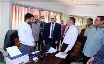 "النعماني" يتفقد شركة جامعة سوهاج لدعم الابتكار والخدمات التعليمية ويلتقي العاملين بها