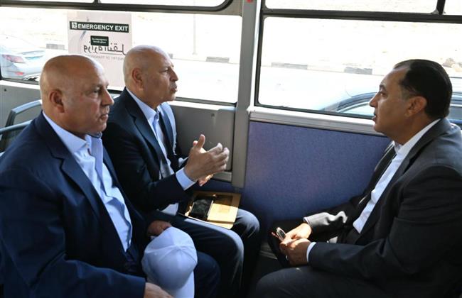 رئيس الوزراء يتفقد المرحلة الثانية من الأتوبيس الترددي (BRT)