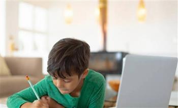 من سن 3 سنوات.. دولة تُدخل “المرونة السيبرانية” إلى المناهج الدراسية