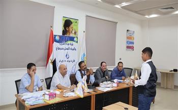 رئيس مياه سوهاج يتابع مقابلات المتقدمين لمدرسة التكنولوجيا التطبيقية بعد تقييم 1074 طالبًا