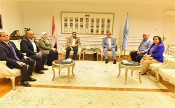محافظ أسيوط يبحث مع وفد "خدمات نقل الدم القومية" تعزيز توفير الدم الآمن ومشتقاته ودعم حملات التبرع