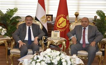 محافظ بورسعيد يستقبل رئيس مجلس إدارة شركة القناة لتوزيع الكهرباء لبحث سبل عددًا من ملفات التعاون المشترك