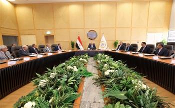 وزير النقل يترأس اجتماع الجمعية العمومية العادية وغير العادية لشركة السكك الحديدية للخدمات المتكاملة