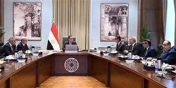 رئيس الوزراء يتابع جهود توفير السلع وضبط حركة الأسواق والأسعار