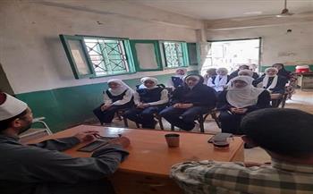 المكتبة الثقافية بفزارة تناقش "استلهام القران الكريم" فى ندوة مكتبية 