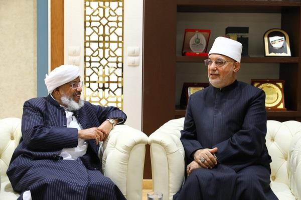 مفتي الجمهورية يبحث مع رئيس جامعة سراج الهدى الهندية تعزيز التعاون العلمي
