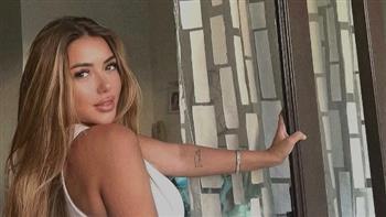 سارة سلامة تخطف الأنظار بأحدث ظهور لها من عطلتها الصيفية