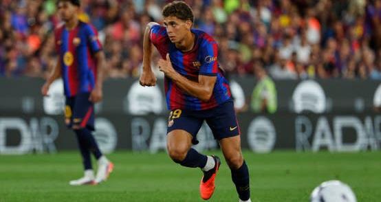 الدوري الإسباني.. موعد مواجهة برشلونة أمام راسينج سانتاندير