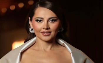 ياسمين رئيس تحتفل بعيد ميلادها 